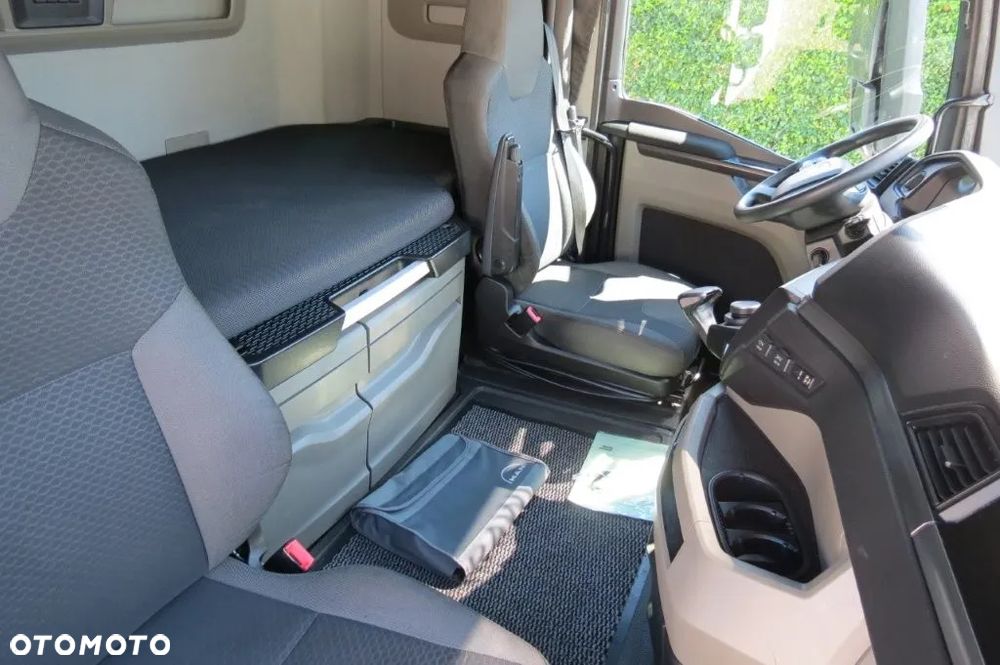 MAN TGX TG3 18.470 GX MEGA RETARDER ACC NAVI PO KONTRAKCIE SERWIS MAN NOWE OPONY - 15