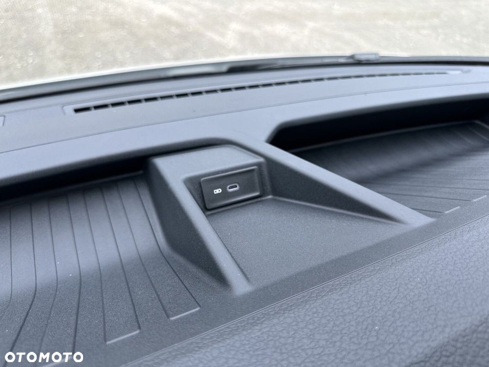 Volkswagen Crafter - 28