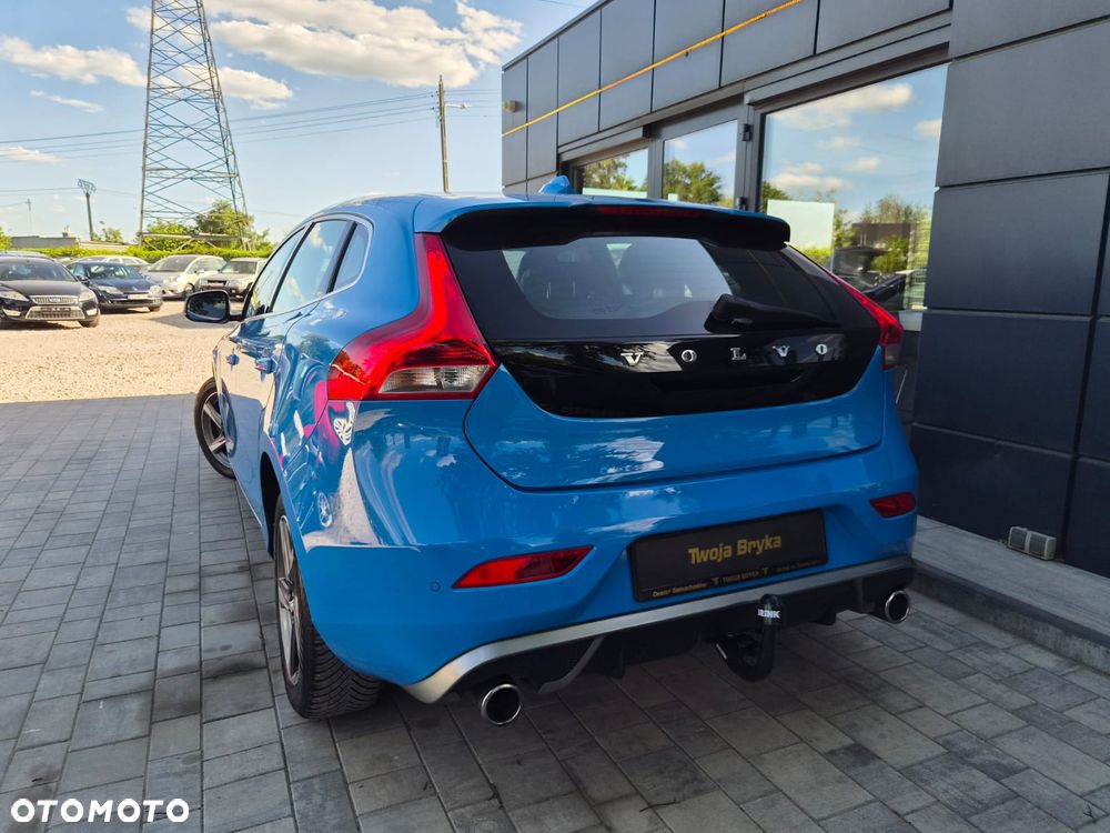 Volvo V40 D4 Kinetic - 16