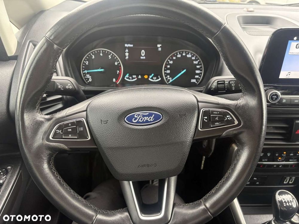 Ford EcoSport - 11
