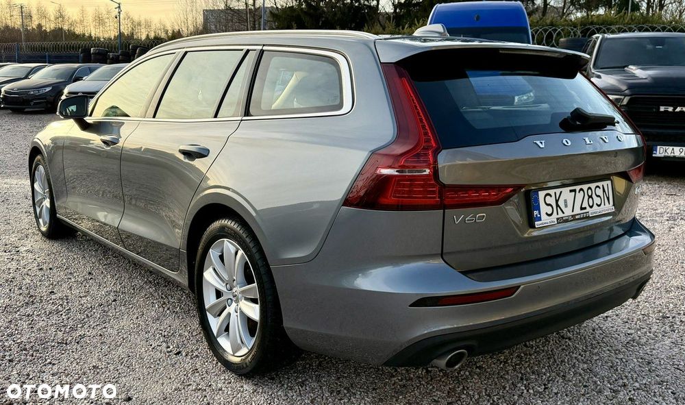 Volvo V60 D4 Geartronic Momentum Pro - 5