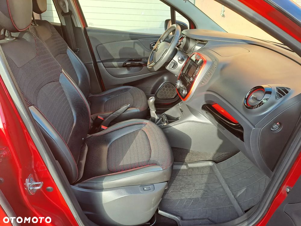 Renault Captur 0.9 Energy TCe Helly Hansen - 21