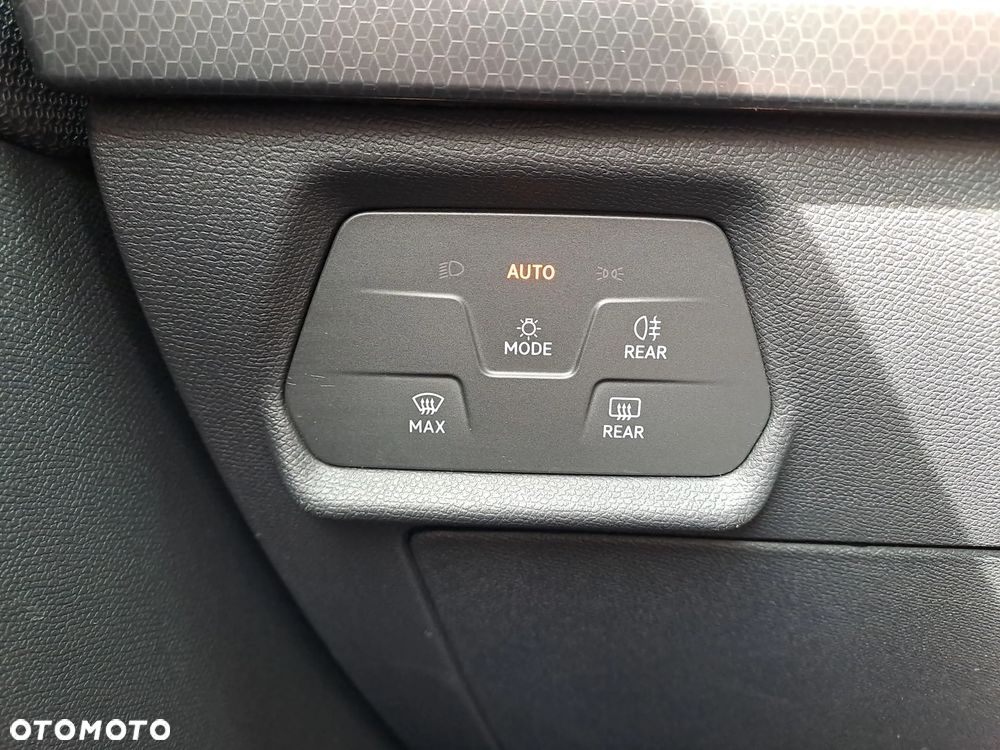 Seat Leon 1.0 eTSI Style DSG - 28