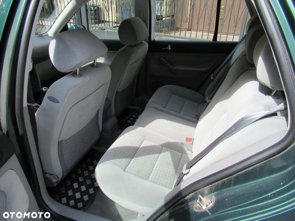 Volkswagen Golf 1.4 Comfortline - 29