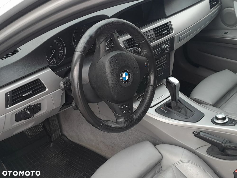BMW Seria 3 320d DPF - 17