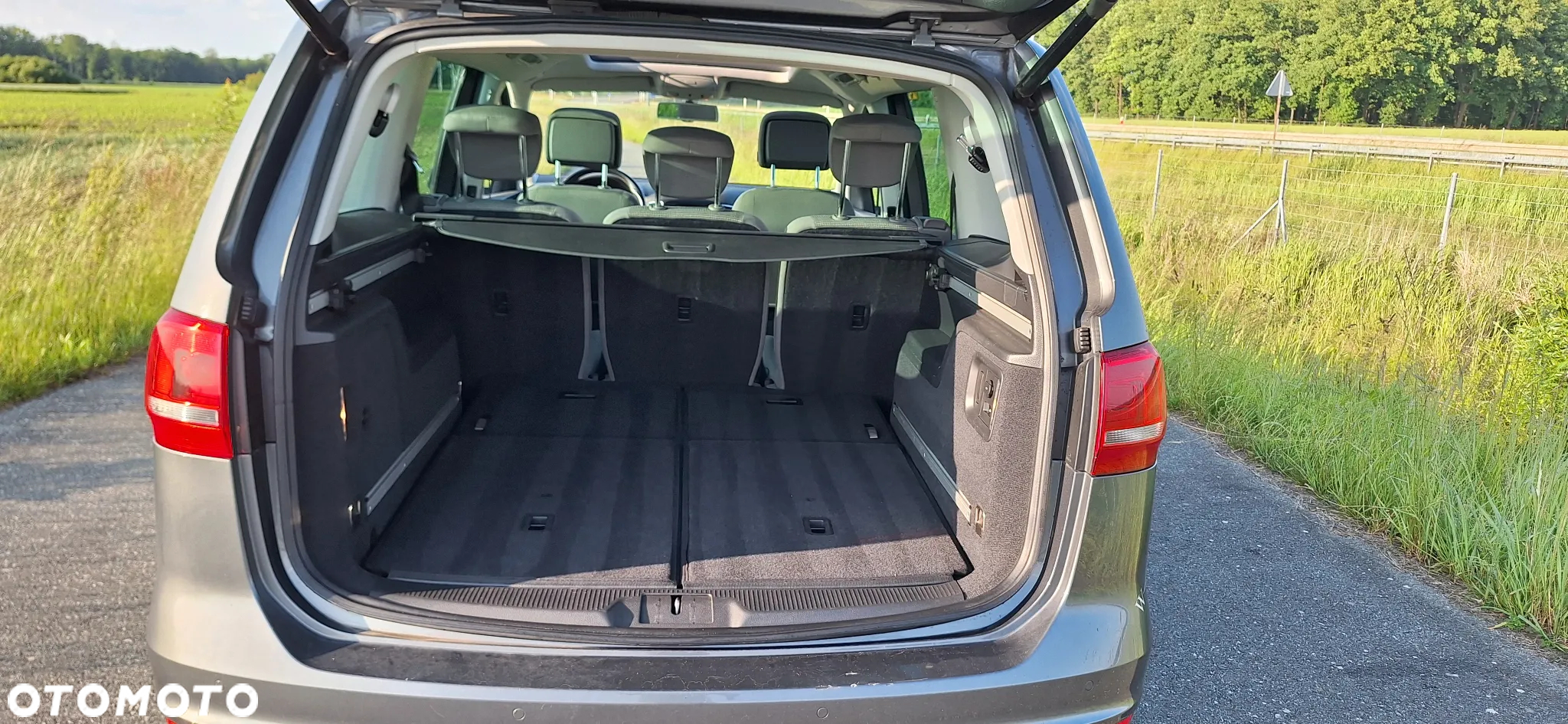 Volkswagen Sharan 2.0 TDI Comfortline - 17