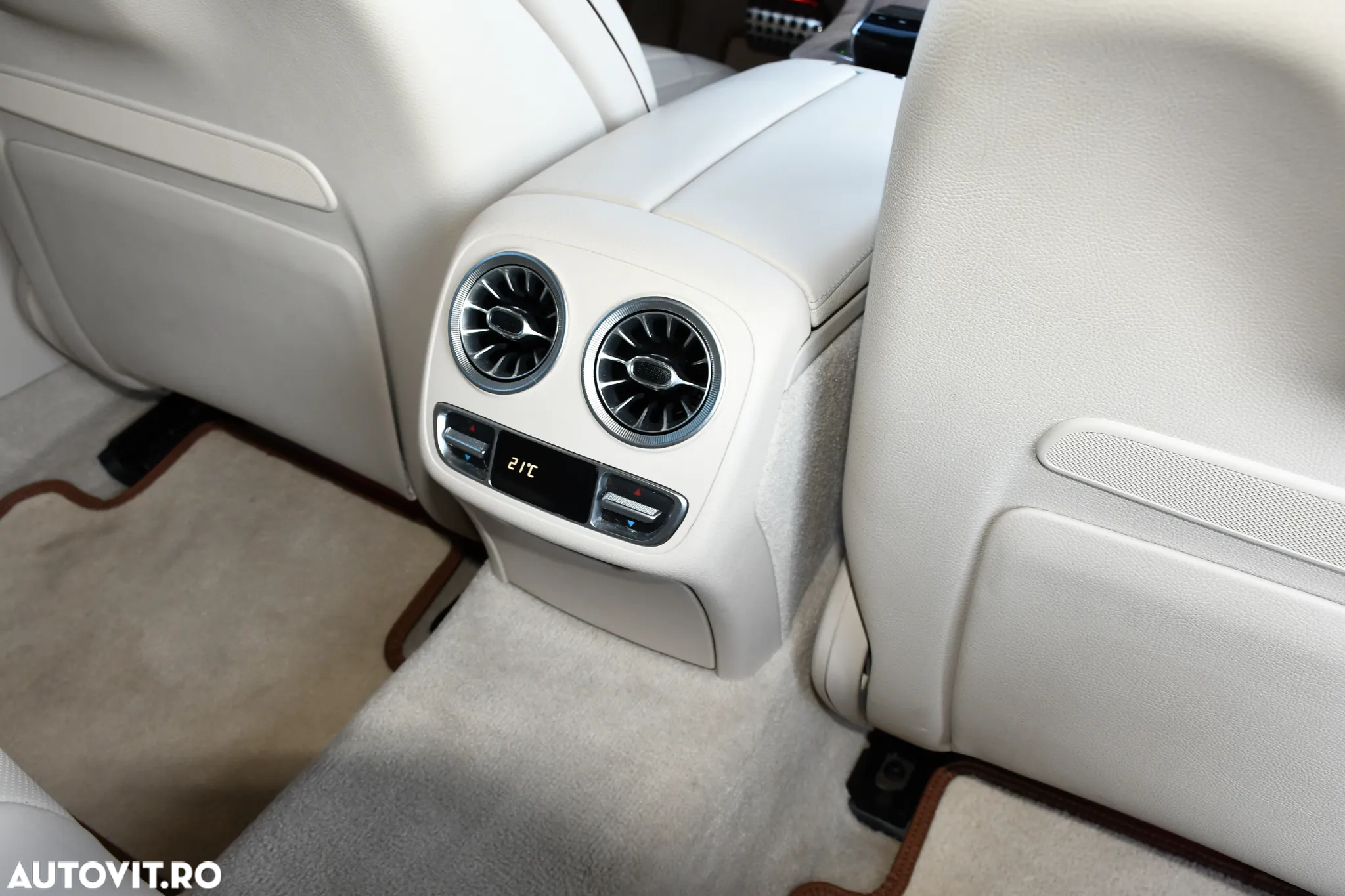Mercedes-Benz CLS 450 MHEV 4MATIC Aut - 33