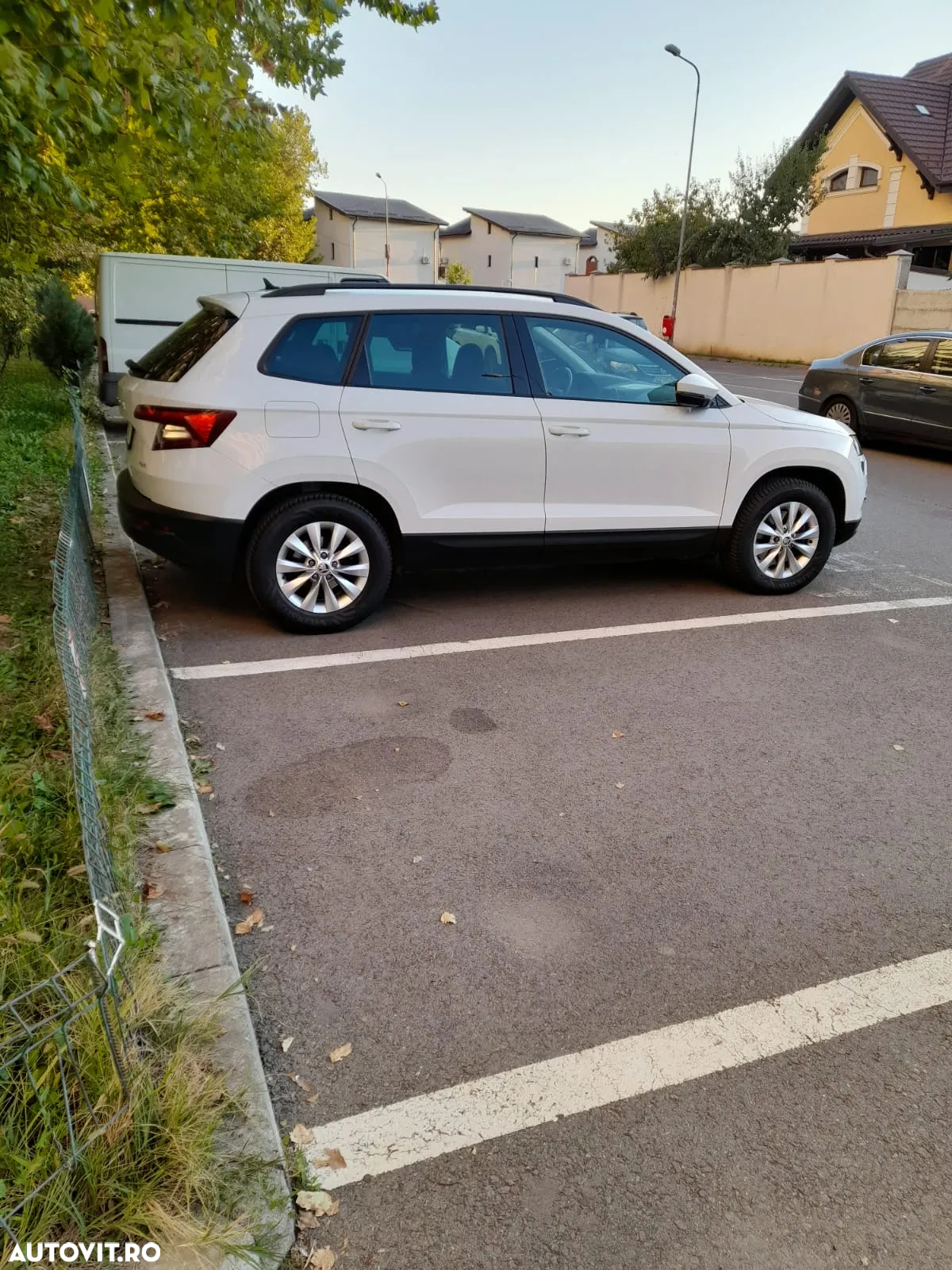 Skoda Karoq 2.0 TDI DSG Sportline - 3