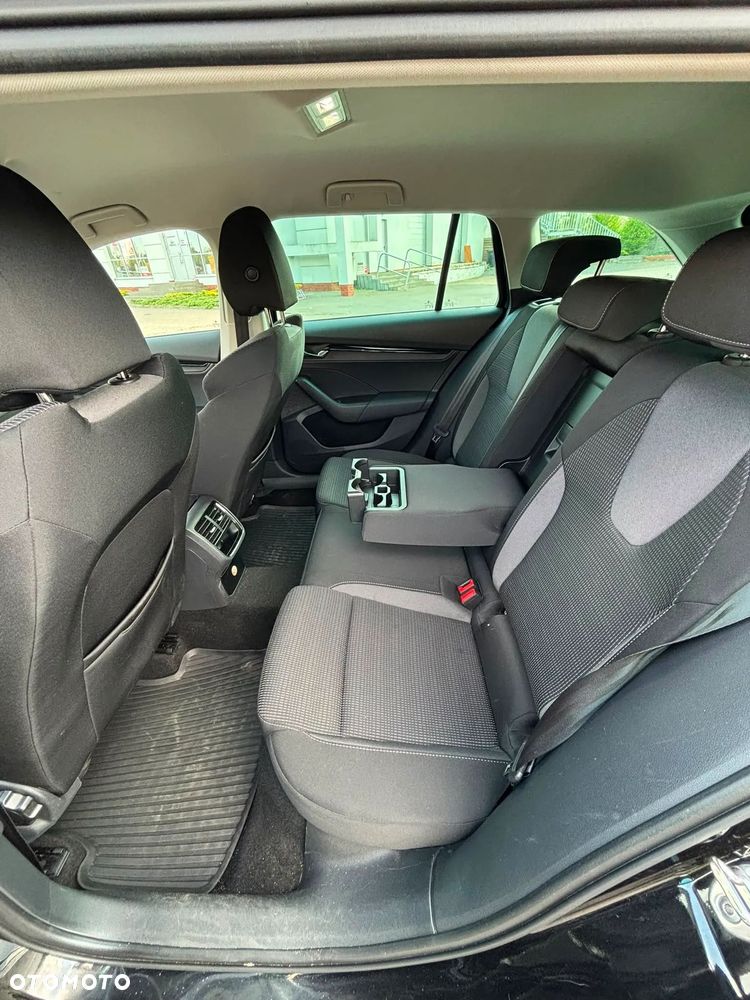Skoda Octavia 1.5 TSI e-Tec Ambition DSG - 27