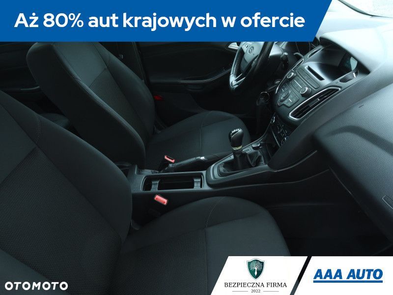 Ford Focus - 10