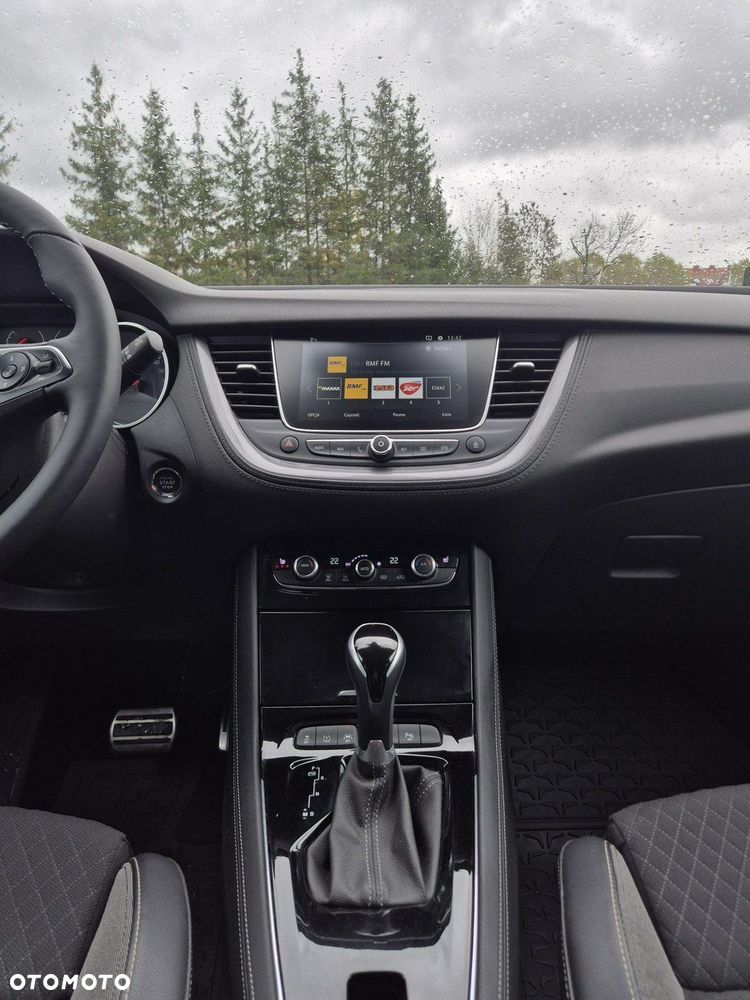 Opel Grandland X 1.6 T Ultimate S&S - 12