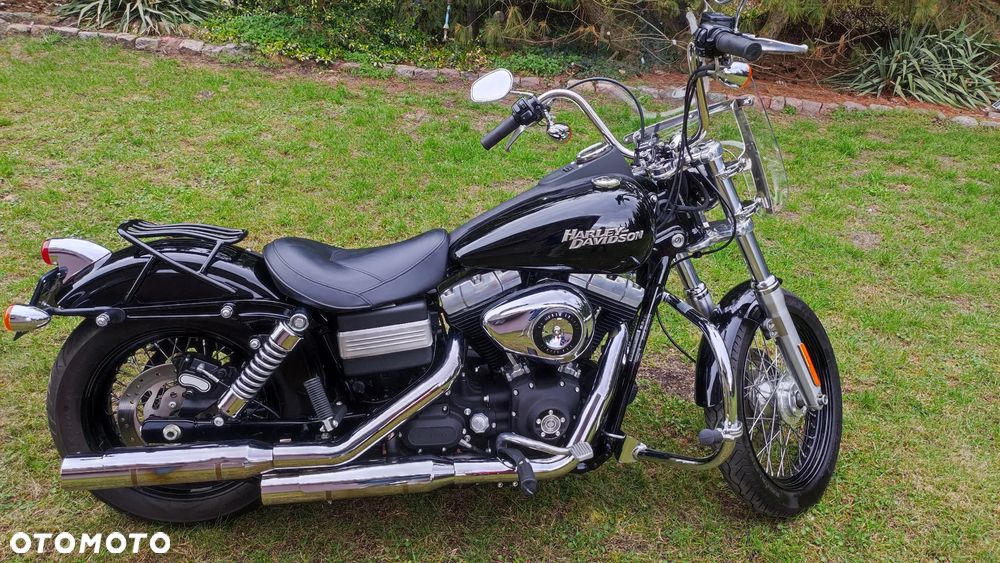 Harley-Davidson Dyna Street Bob - 1