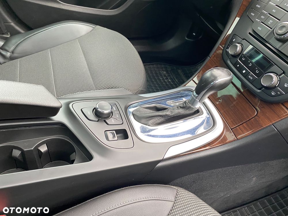 Opel Insignia 2.0 Turbo Innovation - 14