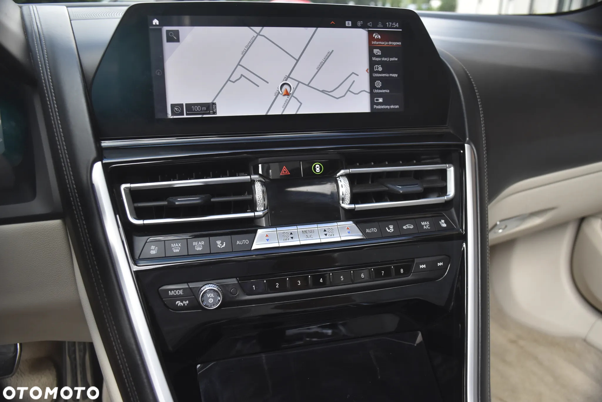 BMW Seria 8 M850i xDrive Cabrio - 18