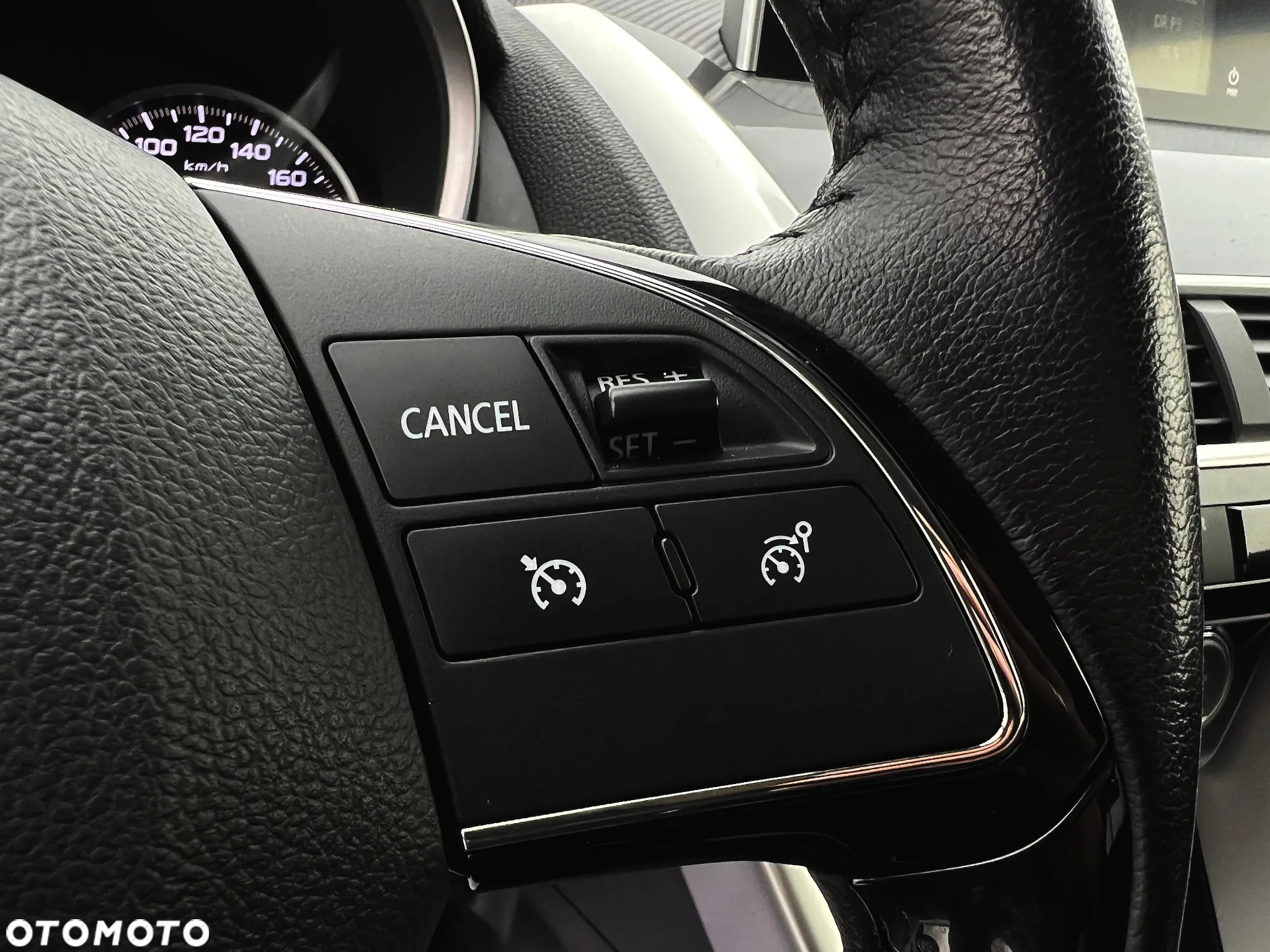 Mitsubishi Eclipse Cross 1.5 T GPF Invite Plus - 30