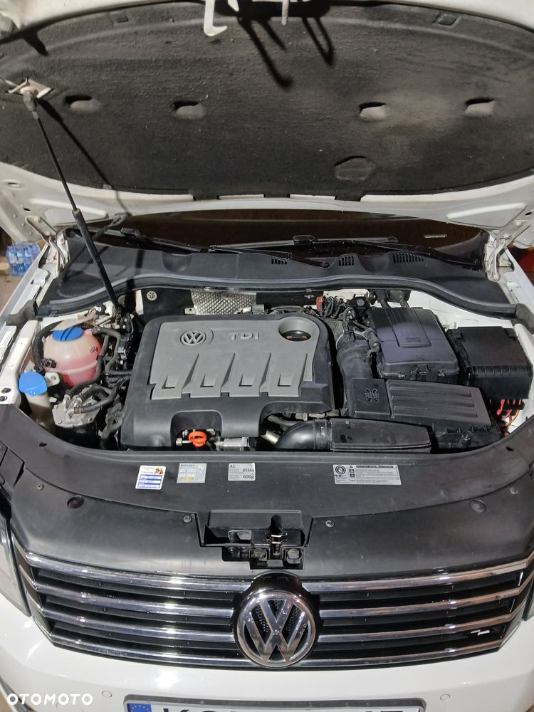 Volkswagen Passat 2.0 TDI 4Mot Comfortline - 15