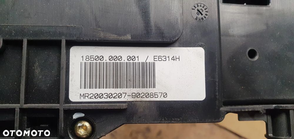 Skrzynka bezpieczników BMW 3 E46 8364542 8364540 - 6