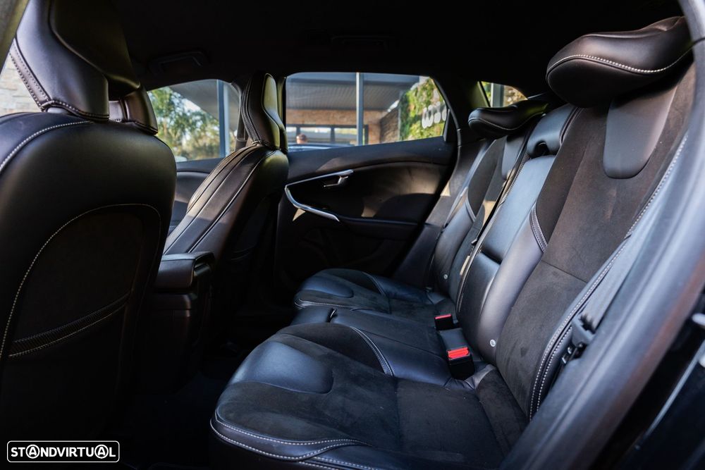 Volvo V40 1.6 D2 R-Design - 12