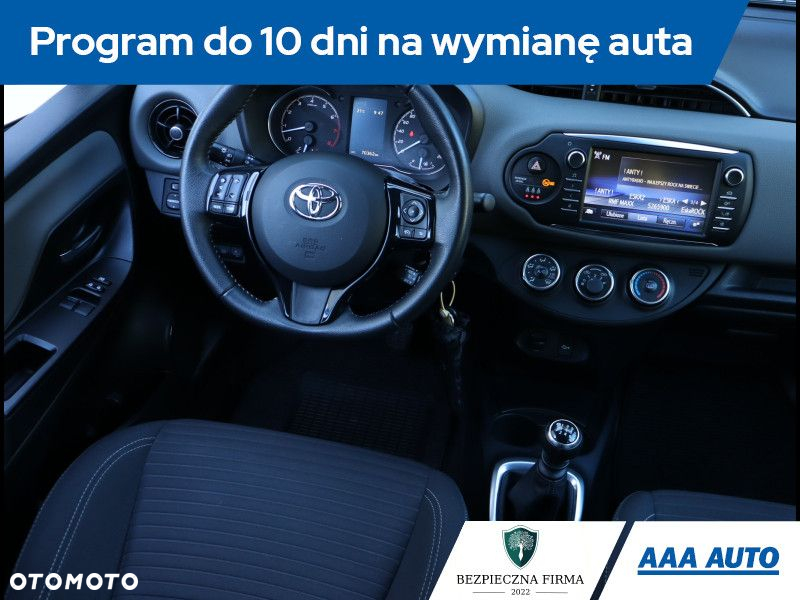 Toyota Yaris - 8