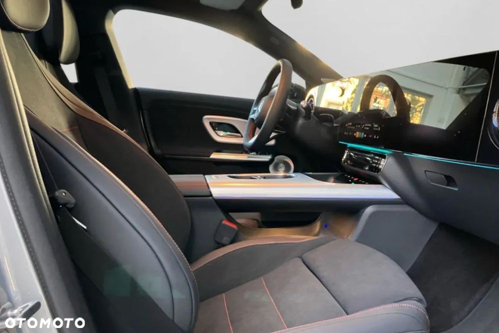 Mercedes-Benz CLA 200 mHEV 8G-DCT - 15