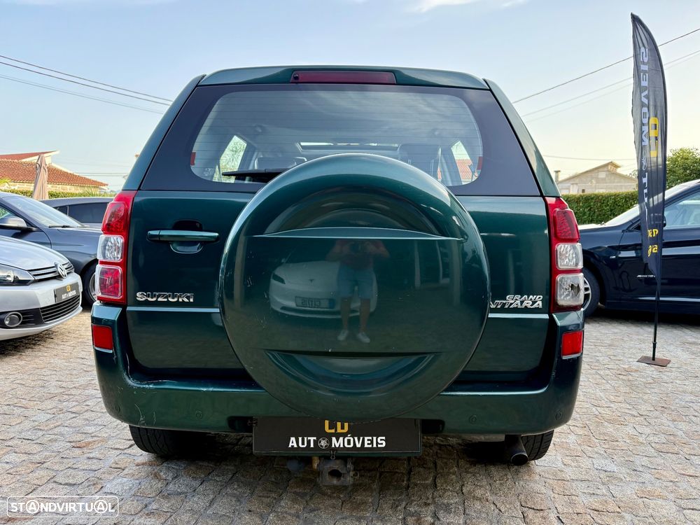 Suzuki Grand Vitara 1.9 DDiS X-Premium - 22