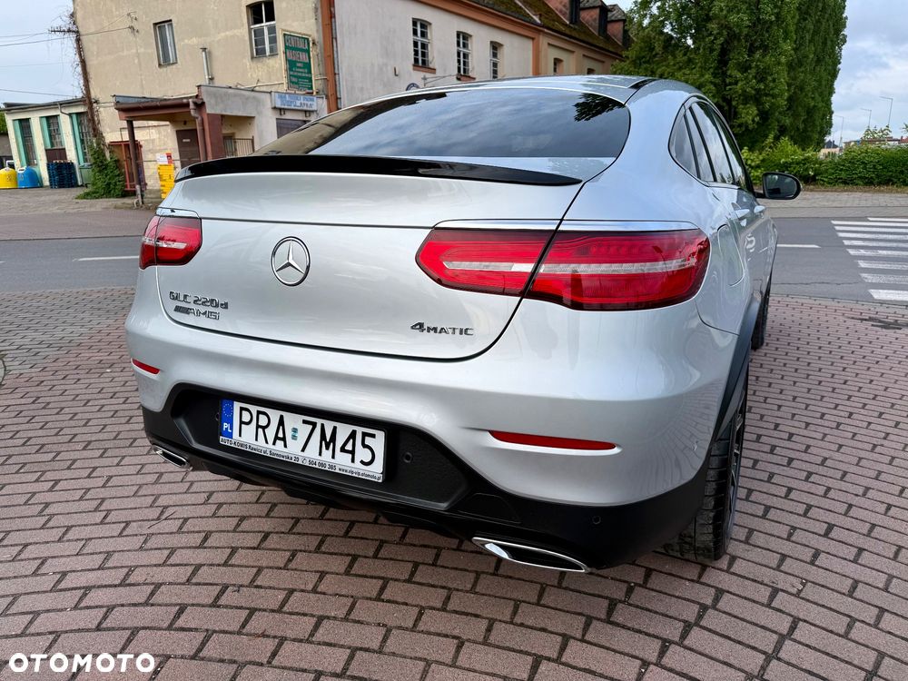 Mercedes-Benz GLC 220 d 4Matic 9G-TRONIC AMG Line - 27
