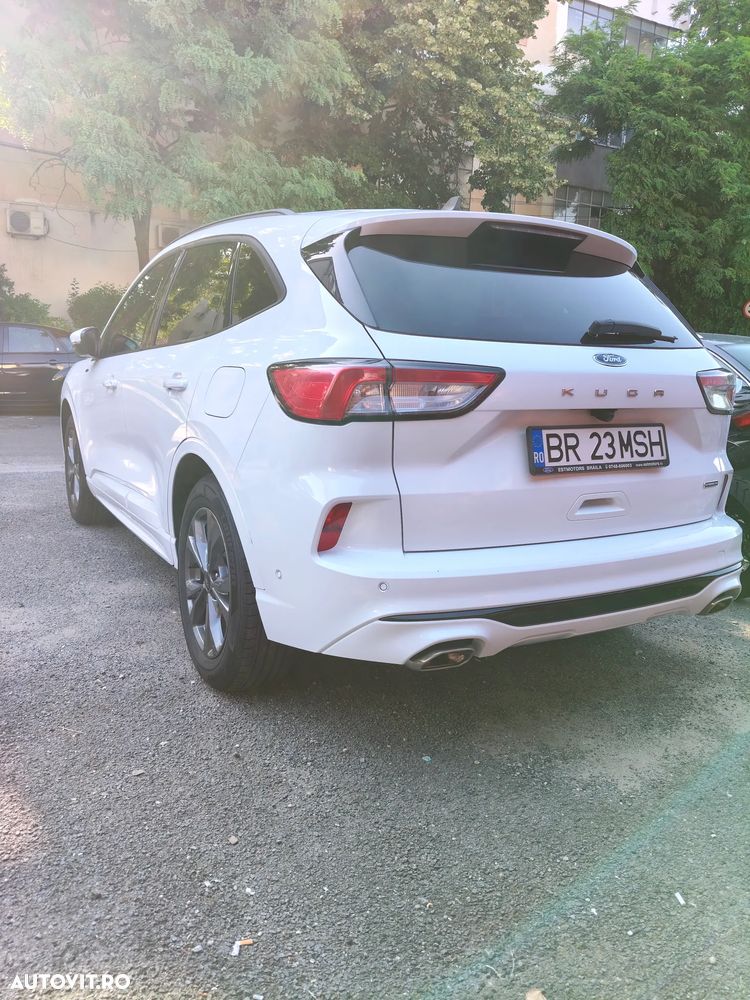 FORD Kuga 2023 — imagine 2