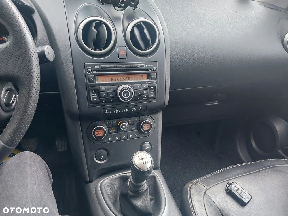 Nissan Qashqai 2.0 Tekna Premium - 21