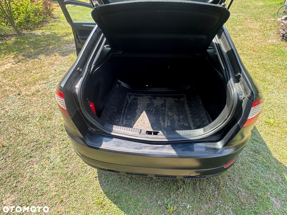 Ford Mondeo - 12