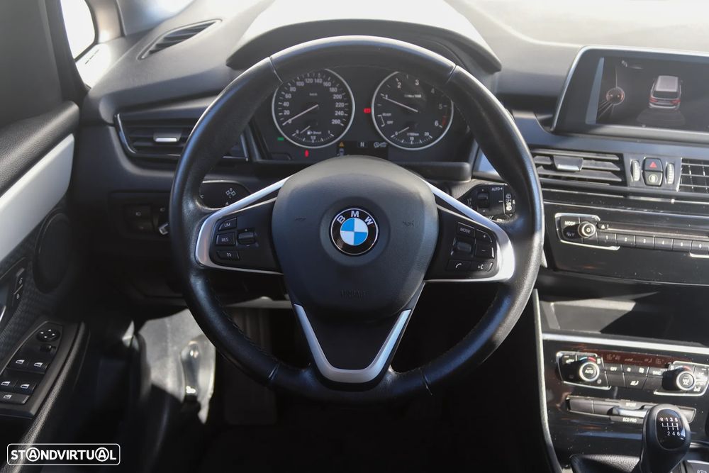 BMW 216 Gran Tourer d 7L - 10