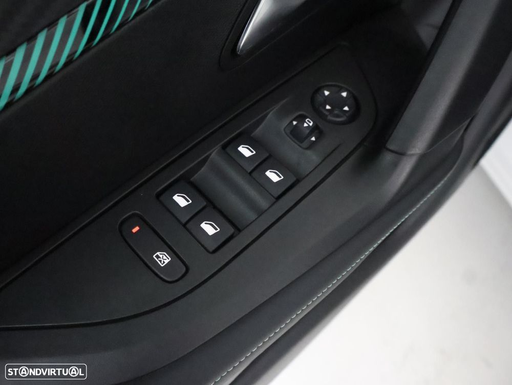 Peugeot 2008 1.5 BlueHDi Allure - 12