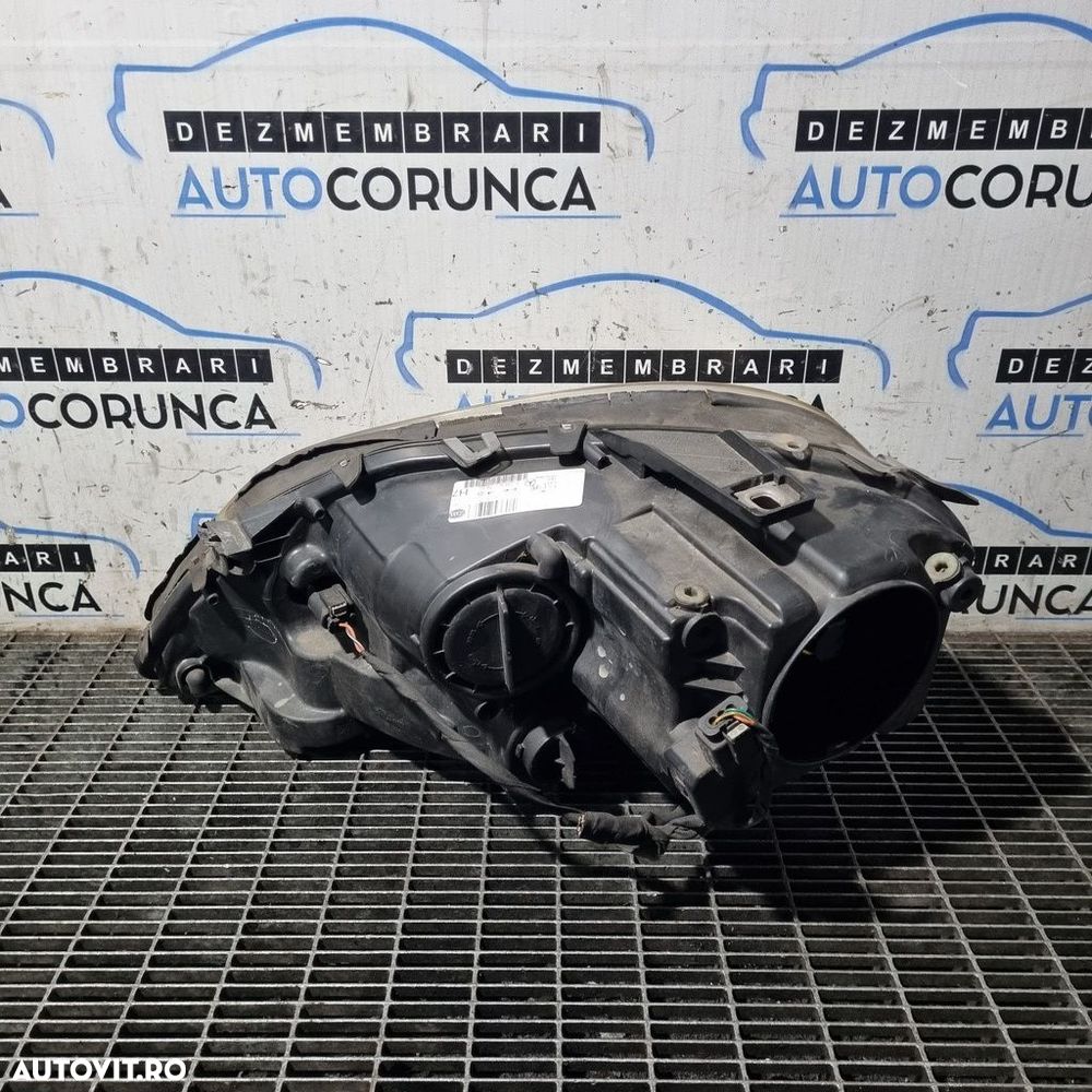 Far Dreapta Mercedes ML W164 Facelift 2008 - 2011 SUV 4 Usi (1072) Fara xenon ... - 3