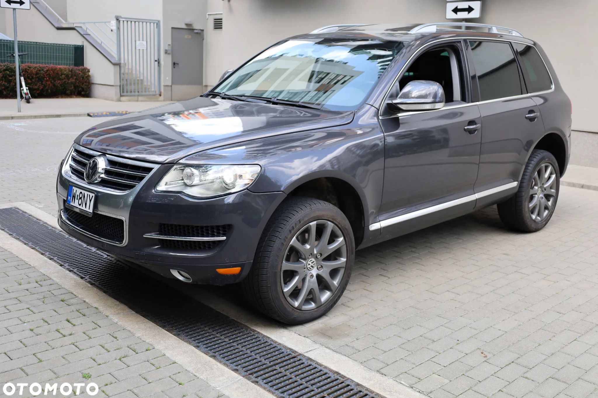 Volkswagen Touareg 4.2 V8 FSI Tiptr - 1