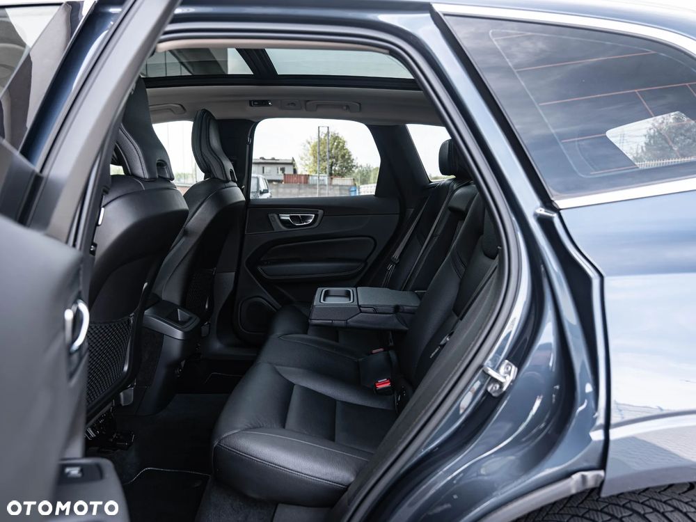 Volvo XC 60 B4 D Geartronic Inscription - 29