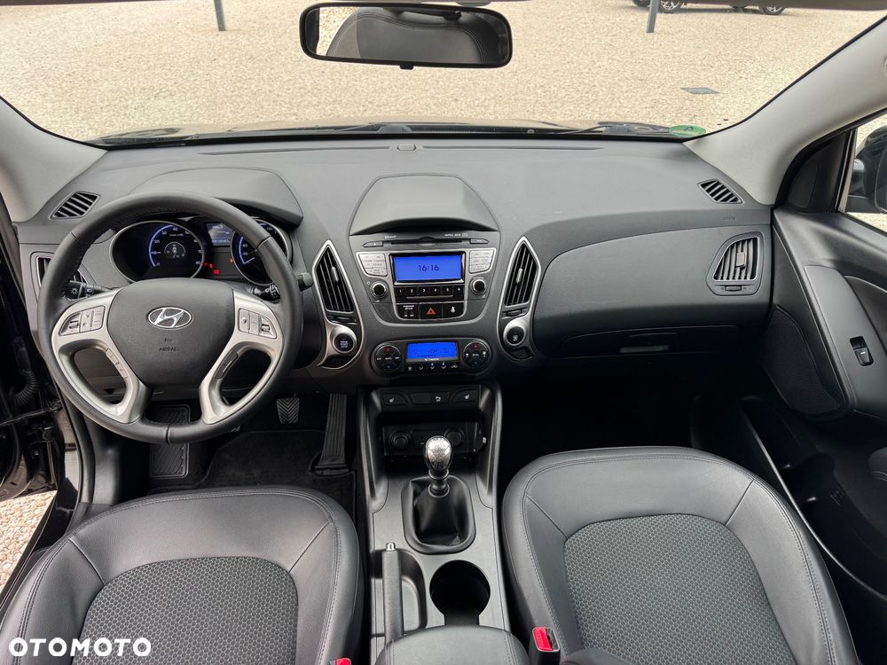 Hyundai ix35 1.6 2WD UEFA EURO 2012 Edition - 19