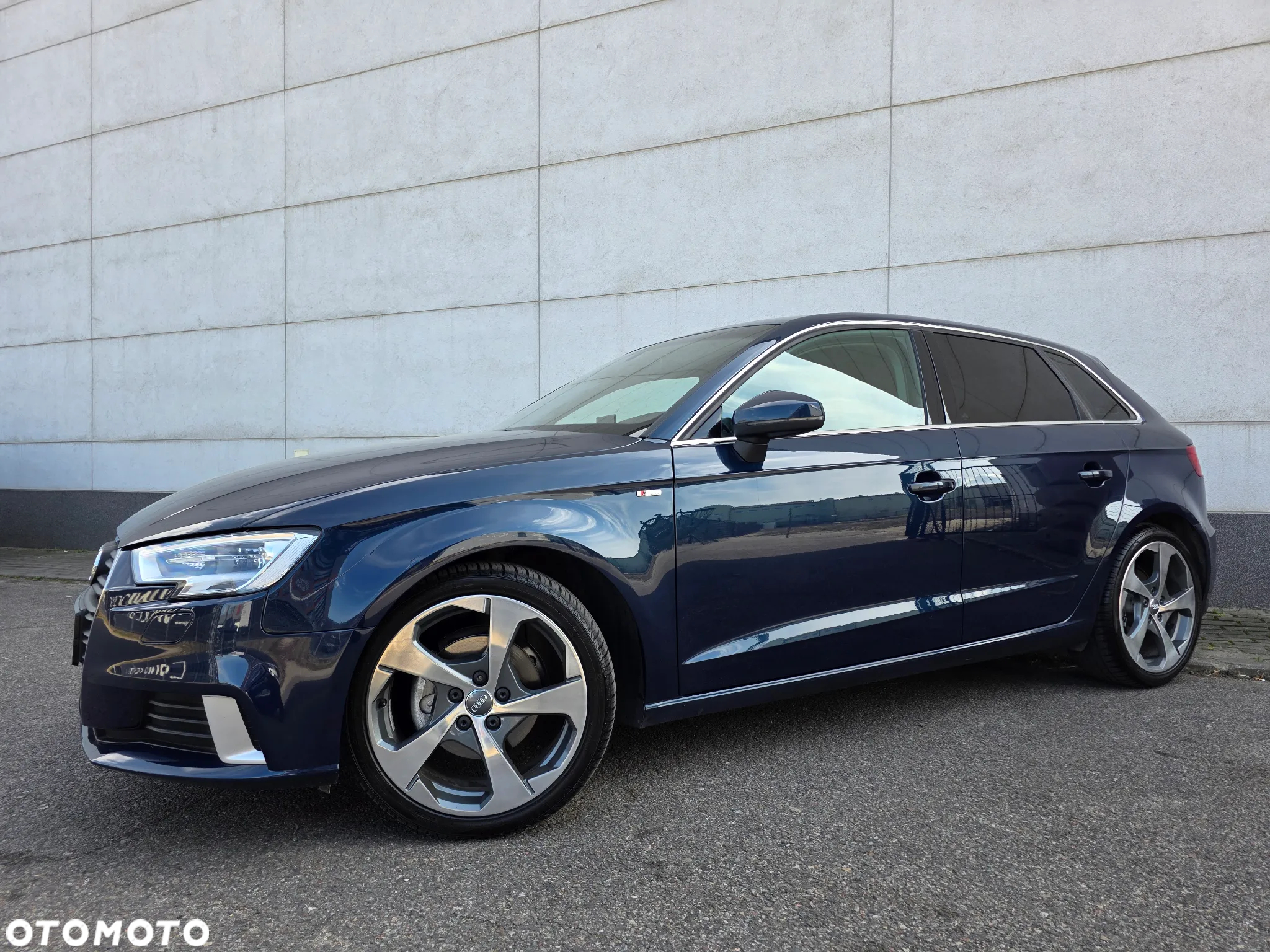 Audi A3 2.0 TDI Sport S tronic - 9