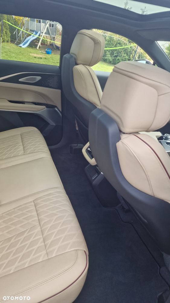 Cadillac LYRIQ Sport - 36