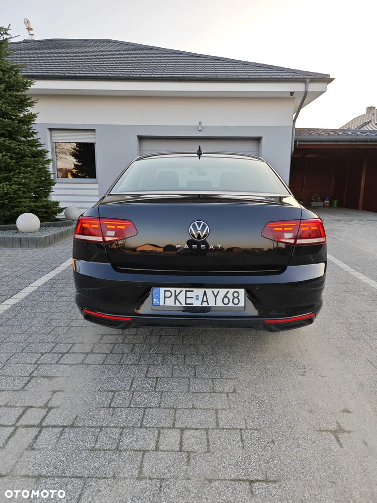 Volkswagen Passat 2.0 TSI Business DSG - 7