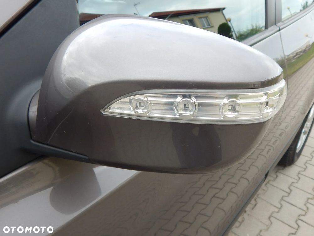 Hyundai ix35 1.6 2WD UEFA EURO 2012 Edition - 22