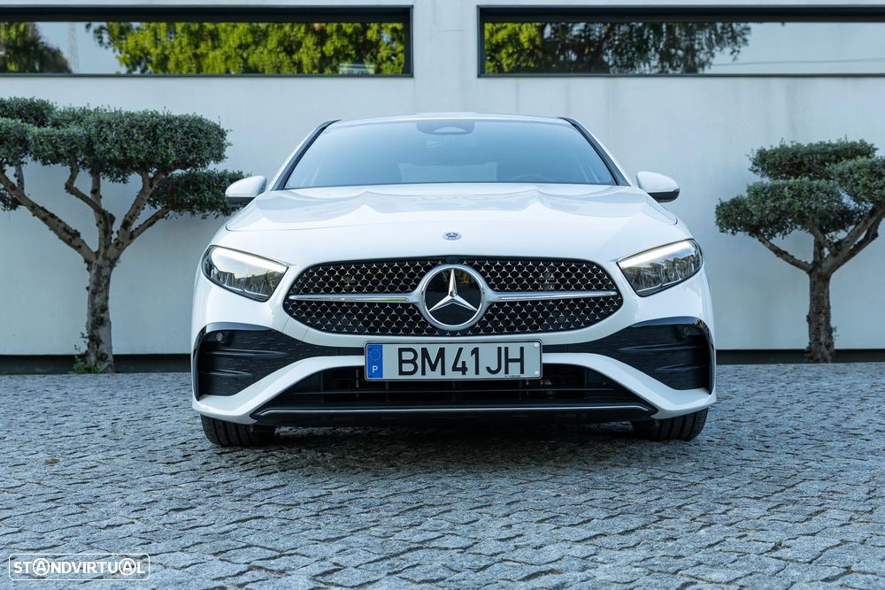 Mercedes-Benz A 200 Limousine 7G-DCT AMG Line - 12