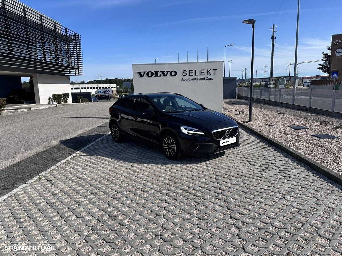 Volvo V40 Cross Country - 7