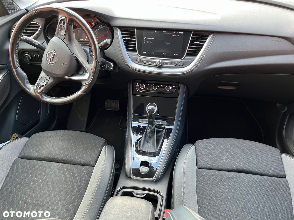 Opel Grandland X - 11