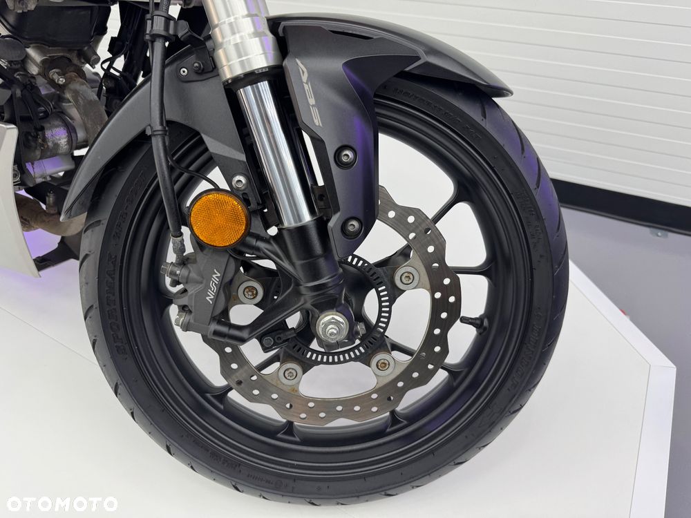 Honda CB - 9