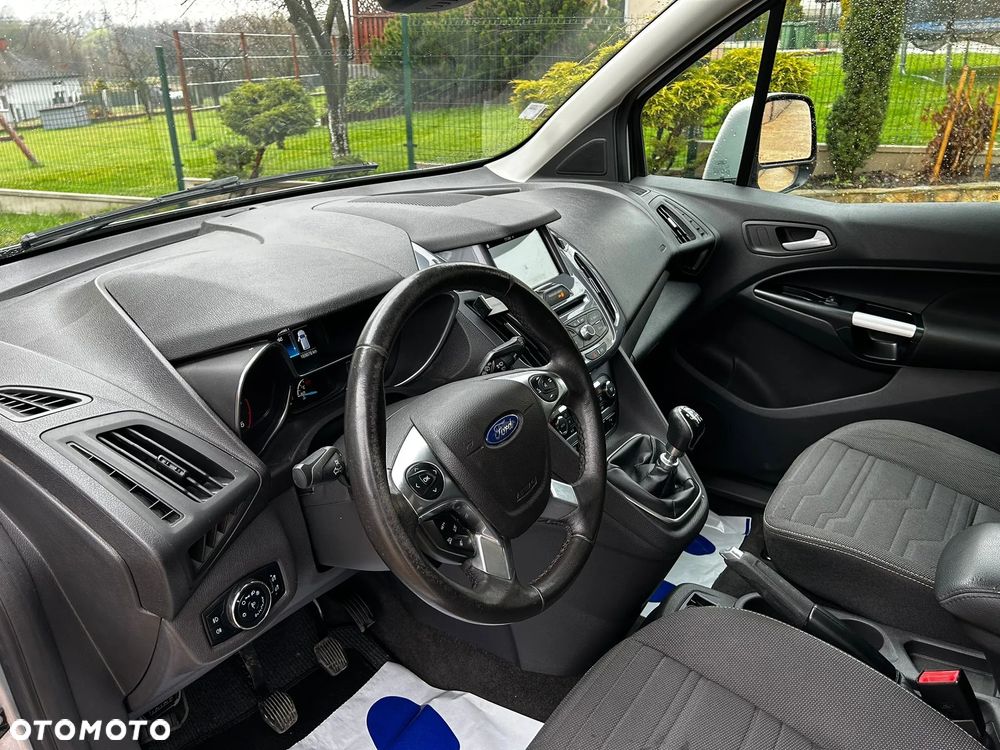 Ford Tourneo Connect 1.5 TDCi Titanium - 11