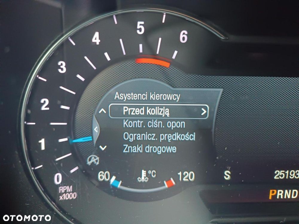 Ford Mondeo 2.0 EcoBlue Titanium - 17