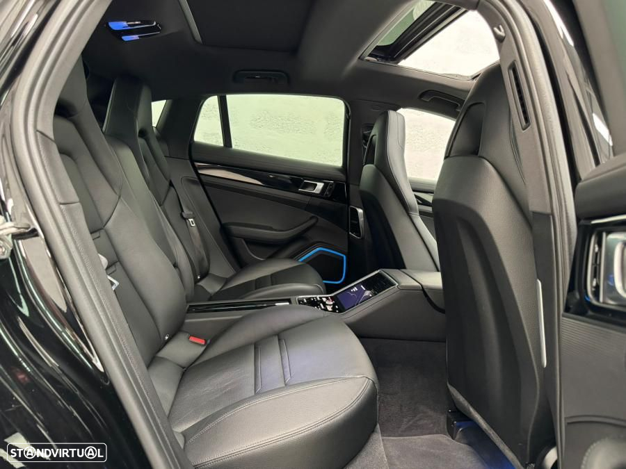 Porsche Panamera 4 E-Hybrid Executive - 45