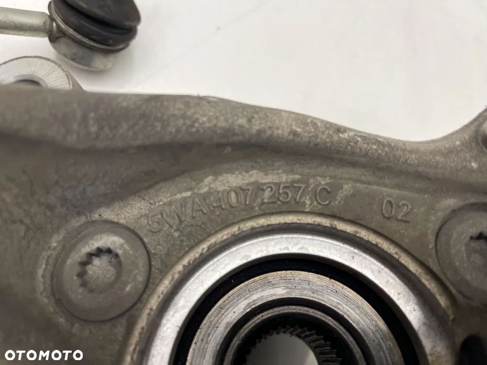 ZWROTNICA LEWA AMORTYZATOR VW AUDI SEAT SKODA CUPRA 5WA407257C - 3