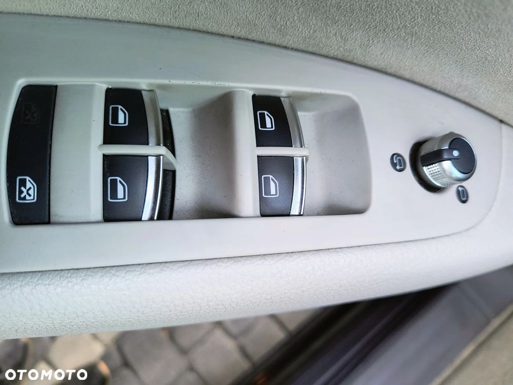Audi Q7 3.0 TDI DPF Quattro Tiptronic - 31