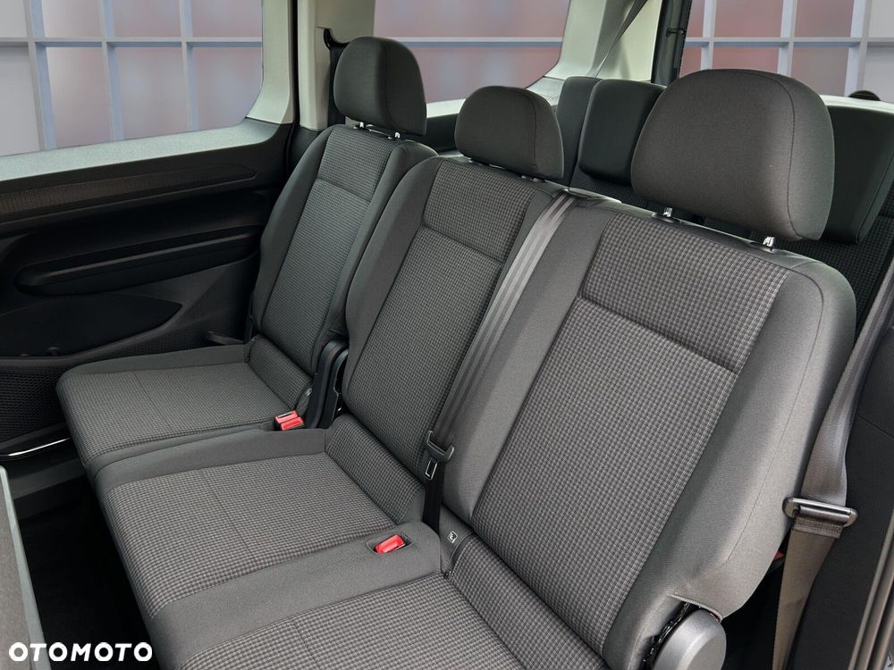 Volkswagen Caddy Maxi 2.0 TDI DSG - 19