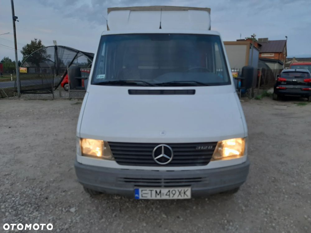 Mercedes-Benz Sprinter 321 D - 17